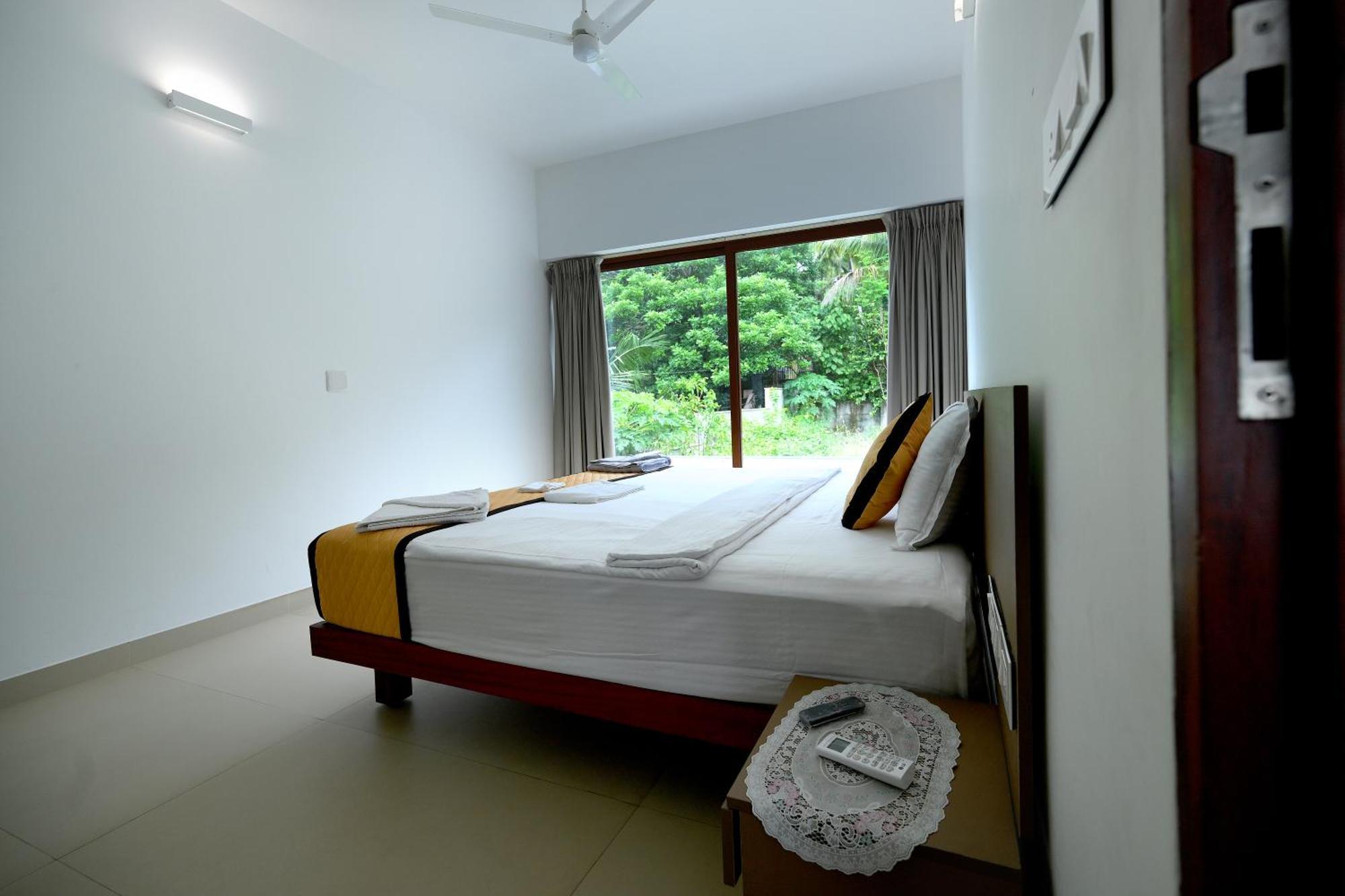 The Meadows Bed & Breakfast Varkala Luaran gambar